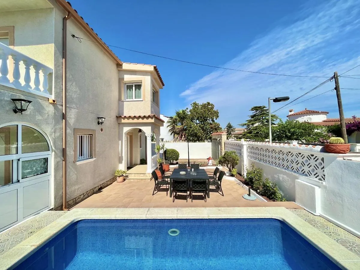 Villa Requesens 6-3 - Barneda Premium Empuriabrava Spanien