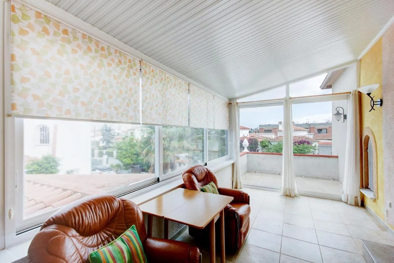 Villa Requesens 6-3 - Barneda Premium Empuriabrava