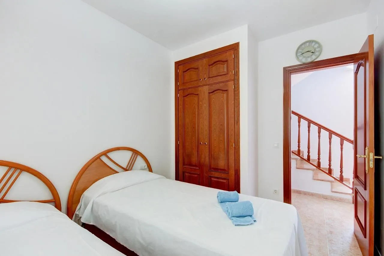 Semesterbostad Villa Requesens 6-3 - Barneda Premium Empuriabrava